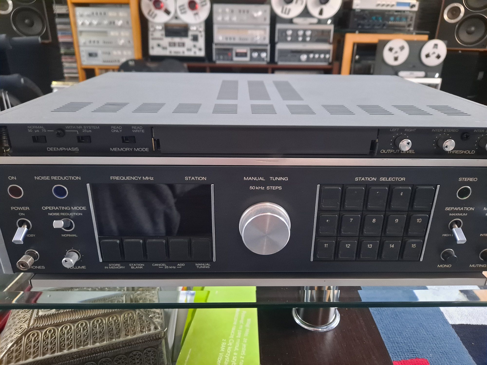 Tuner Revox B760 po odświeżeniu