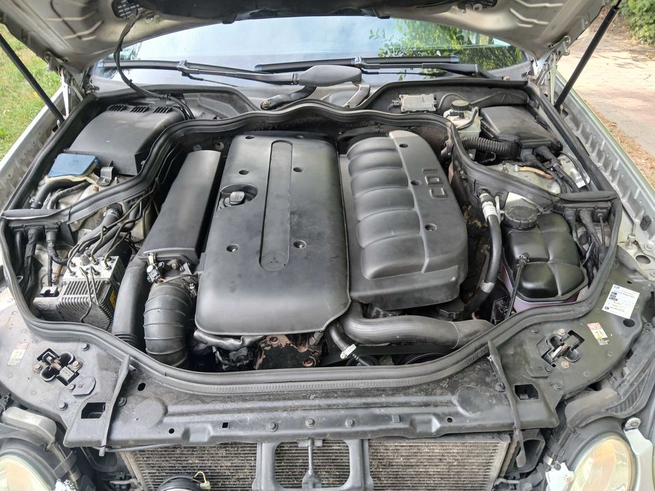 Sprzedam Mercedes w211 3.2 cdi automat xenon Salon Polska