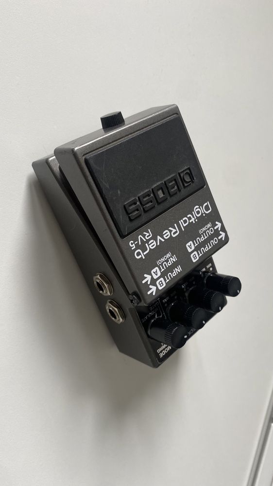 Boss RV-5 reverb.