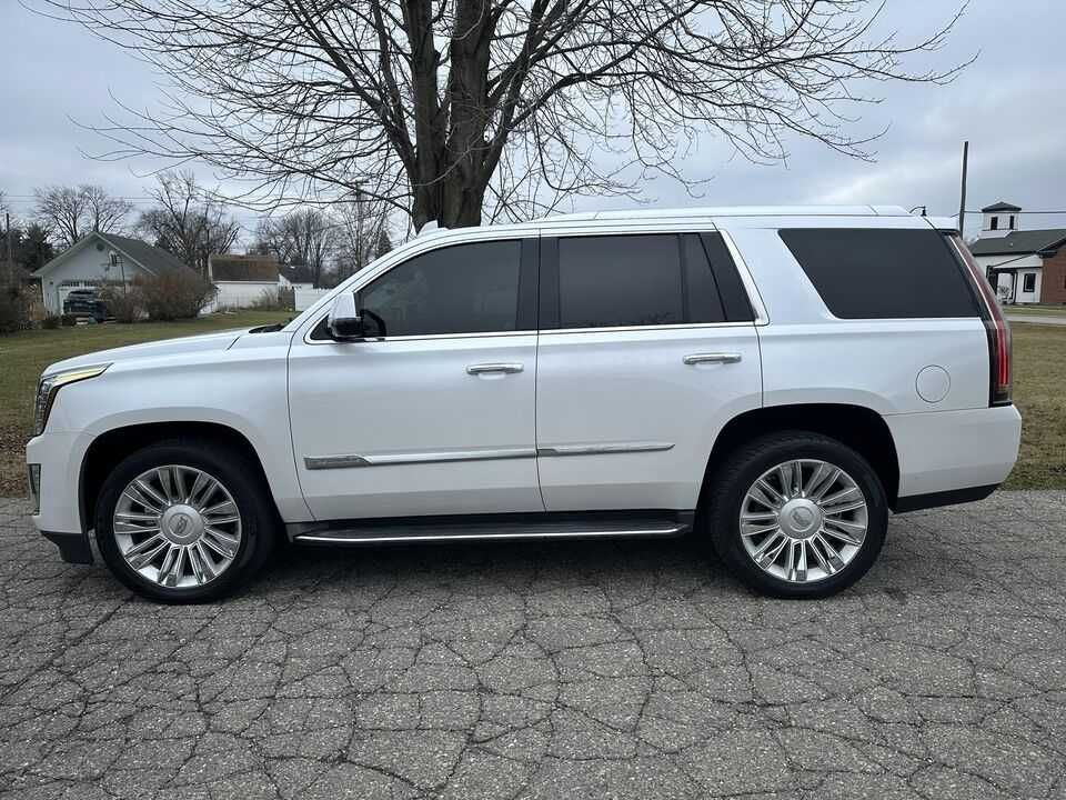 2016 Cadillac Escalade Platinum