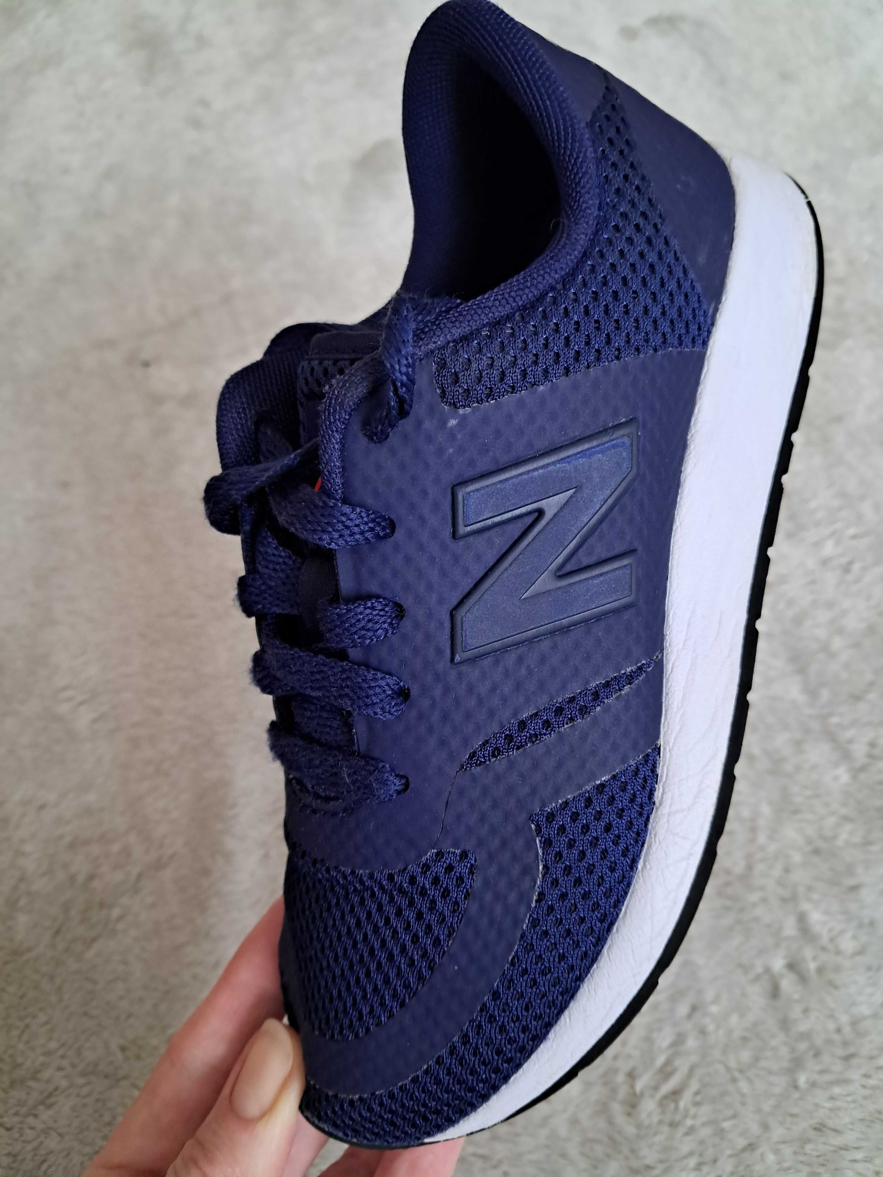 Кроссовки New Balance 420, оригинал р33