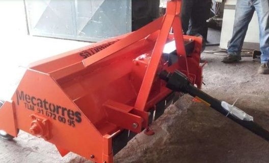 Triturador de rama de batata (fabrico próprio)