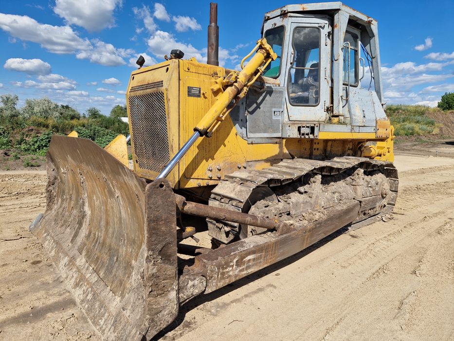 Продам бульдозер SD 23