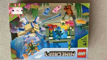 Лего  Minecraft  21180 8+