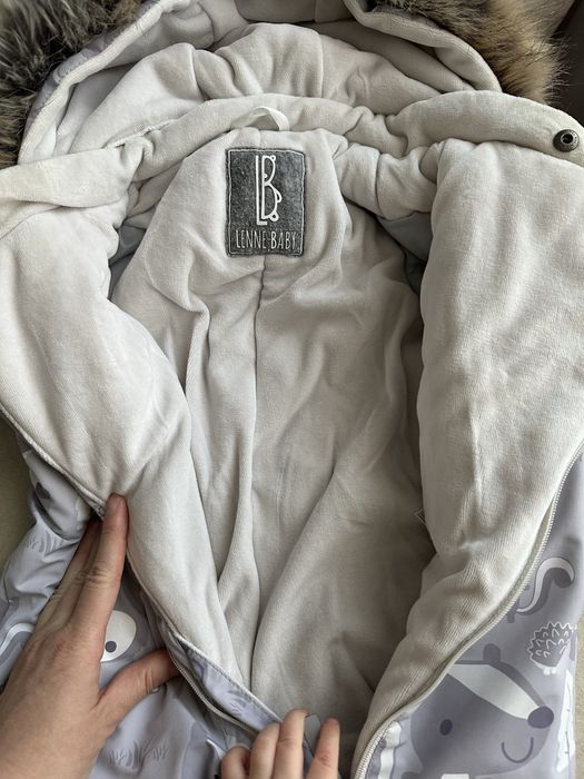 Продам зимовий комбінезон Lenne