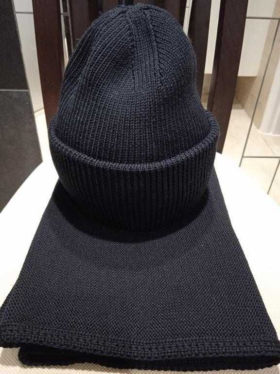 czapka z wełny Merino 100% czarna podwójne wywiniecie uniwersalna