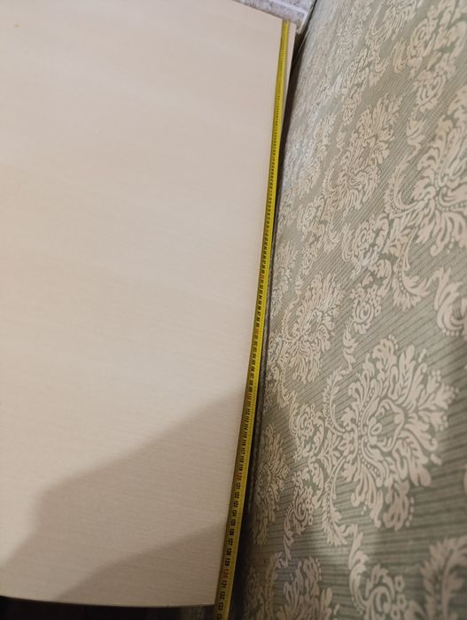 Угловой компьютерный стол