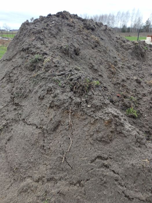 Utwardzenie terenu Piasek Ziemia ogrodowa Szlaka Gruz Betonowy