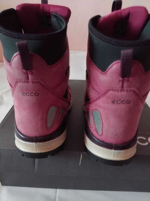Ботинки Ecco зимние на девочку 39 размер