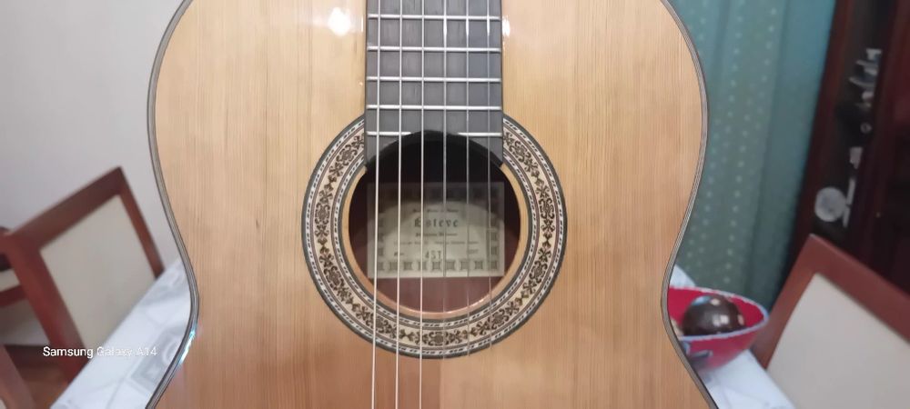 Guitarra  Classica marca  Esteve