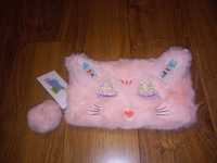 Łososiowy futerkowy portfel kot