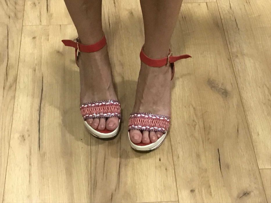 sandałki, leciutkie i wygodne - rozm.40