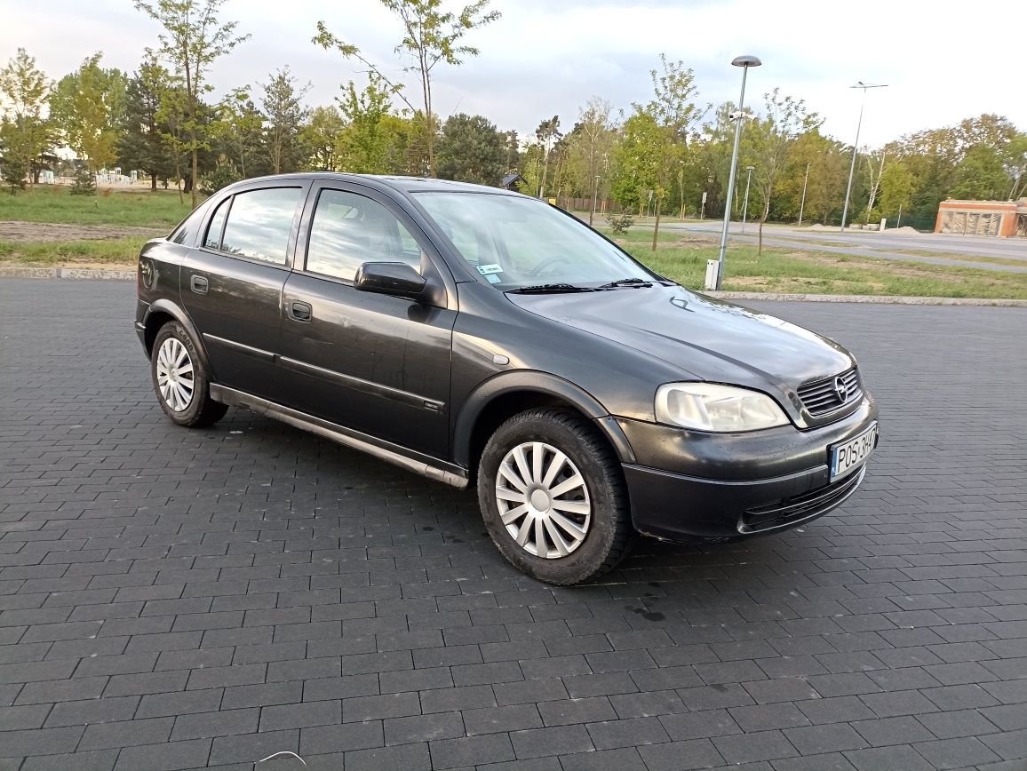 Opel Astra 1.7 Hak