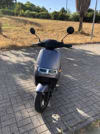 Ecooter Electrica 125cc