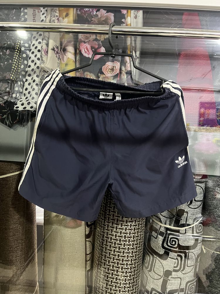 Adidas шорти