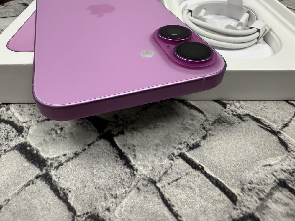 New Iphone 16 Plus 128gb neverlock Pink Global 880$