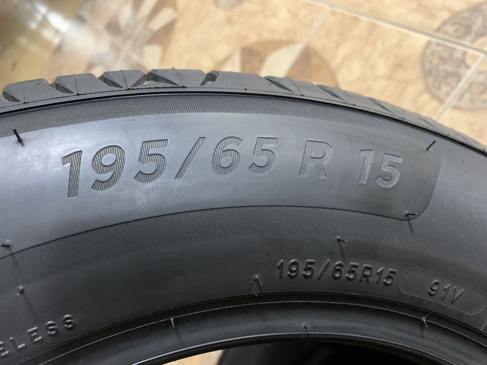 Пара літніх шин 195/65/15 91V Michelin Primacy 4