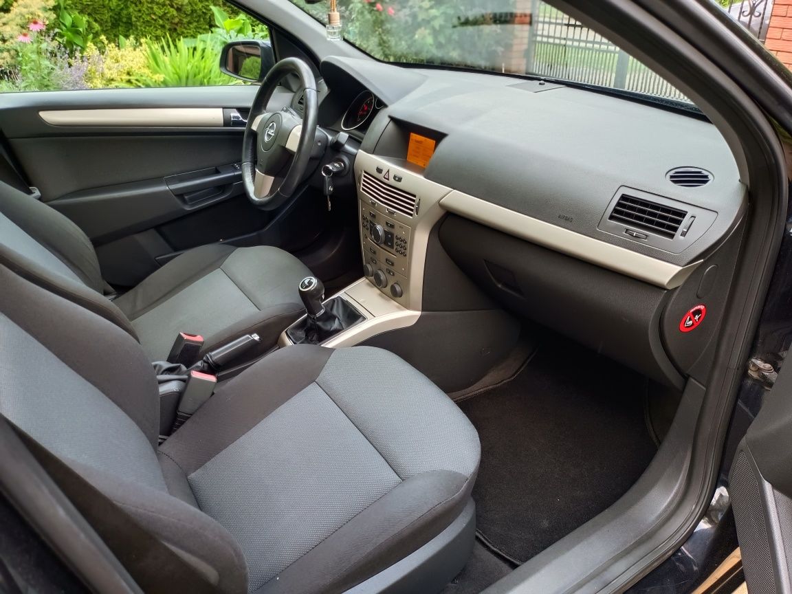 Opel Astra H / 1.6 LPG / Tempomat / Zero korozji / Świetny stan /