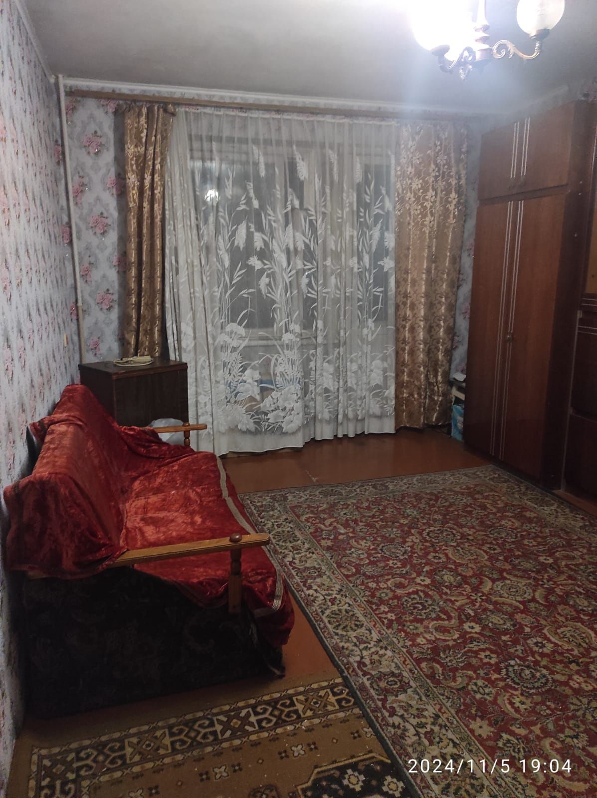 Продам 2к квартиру в центре 3 микрорайон