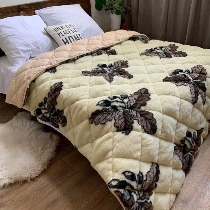 Хутряна ковдра фабрики ОДА  Арктика теплое зимнее одеяло шерстяное