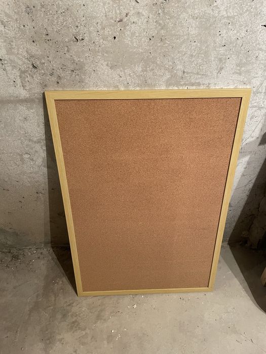 Duża tablica korkowa