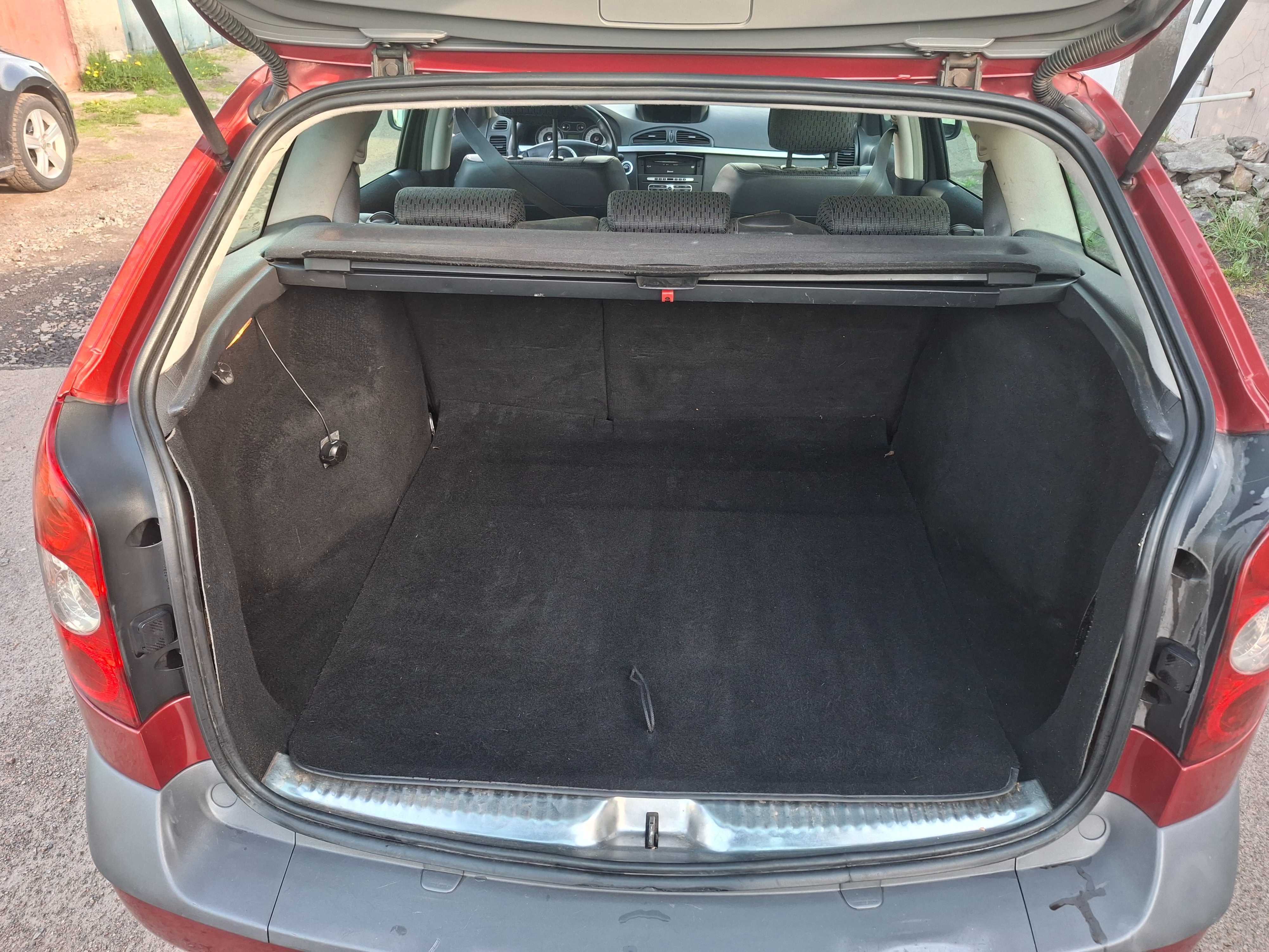 Renault Laguna II 2006 року 1.6 бензин універсал
