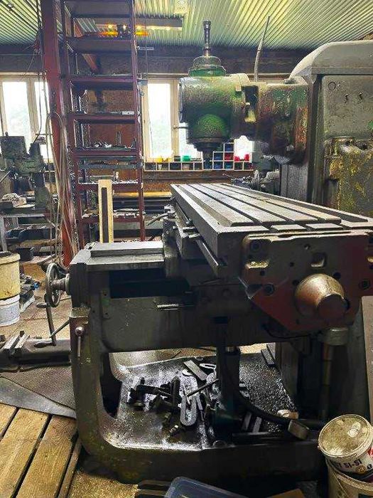 Frezarka - likwidacja zakładu mechanicznego