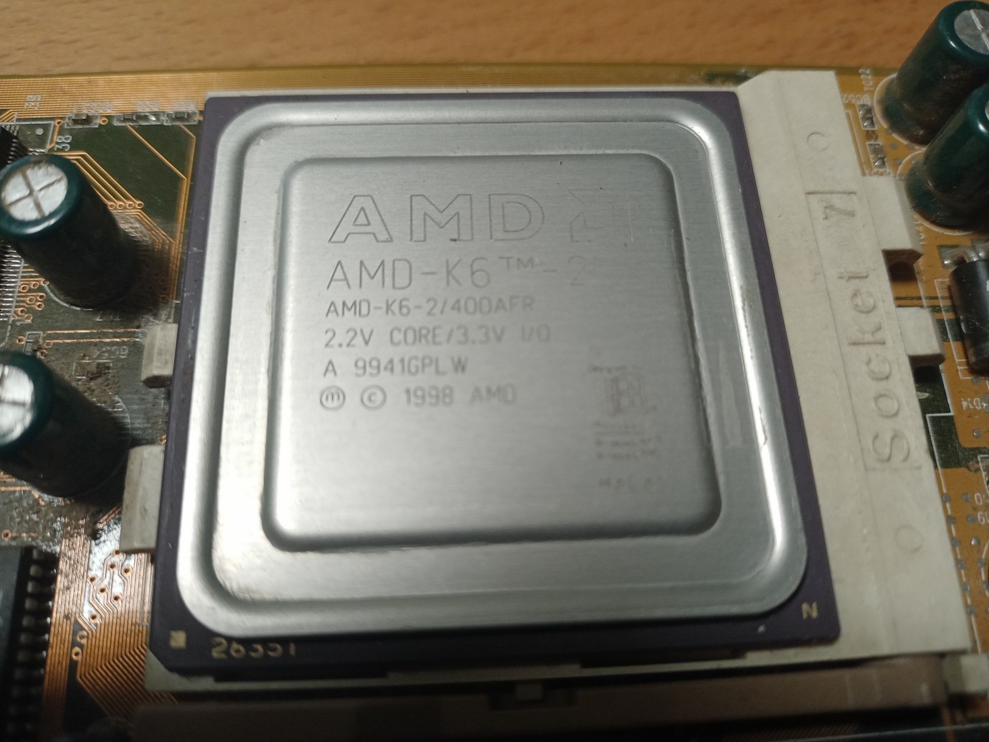 Kolekcja retro płyta Ali tm-al100 socket 7 AMD k6 400mhz
