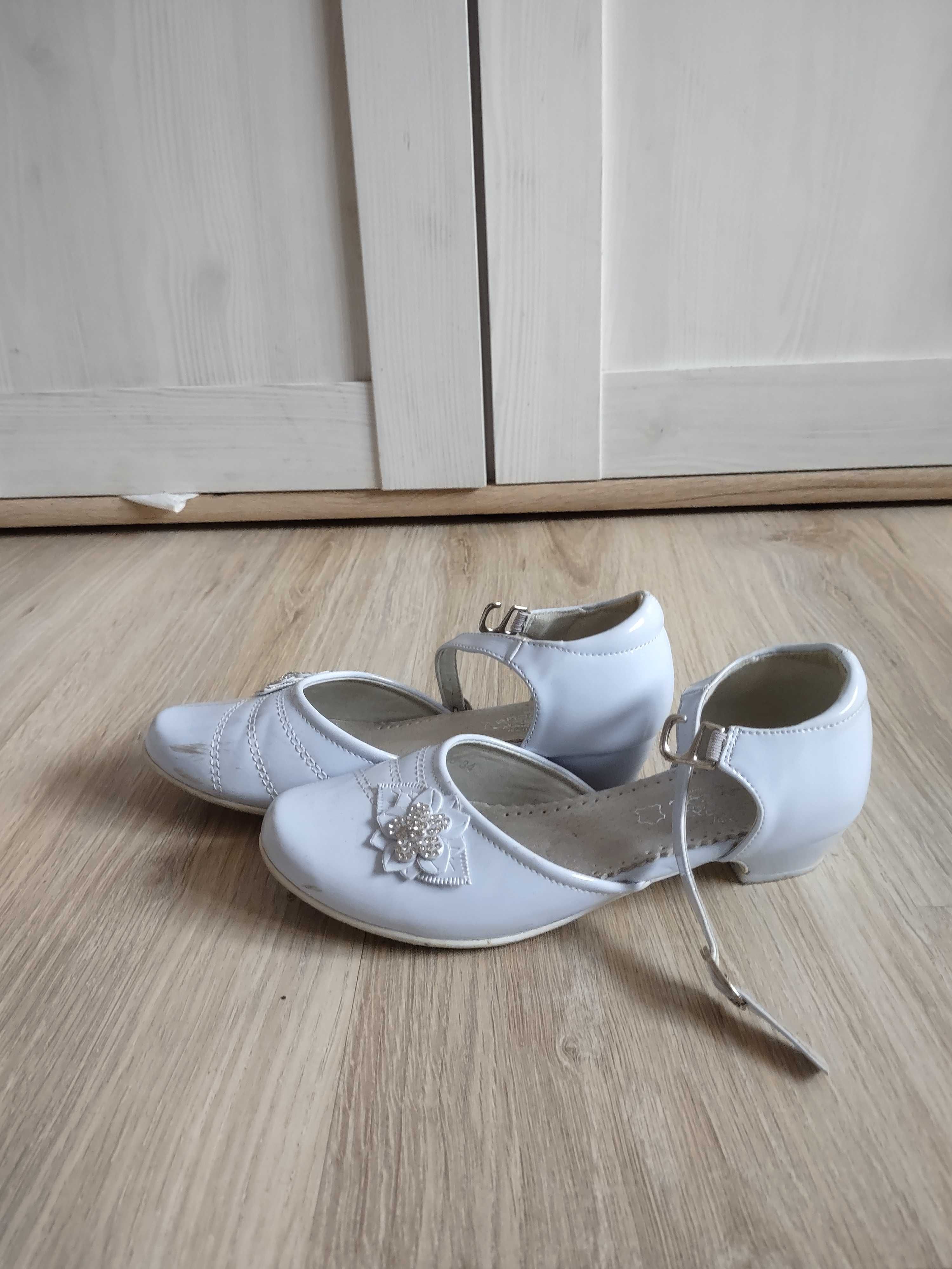 Buty komunijne białe