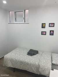 654493 - Quarto com cama de solteiro em apartamento com 8 quartos
