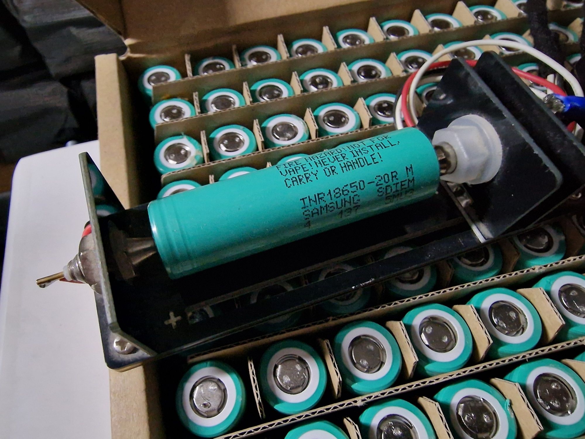 Samsung 20R 2000mah 22A wysokoprądowe modelarstwo rc