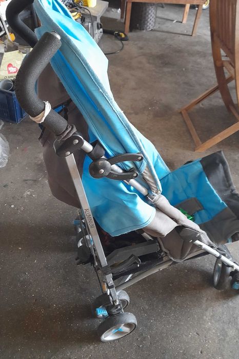 Carrinho bengala para criança