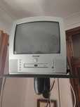 Televisão Com leitor DVD e suporte