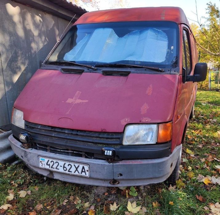 Ford Transit спарка двухтонник грузовой 1989 год 2,0 бензин карбюратор