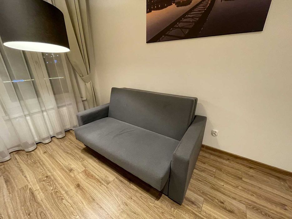 Szara Kanapa /sofa rozkładana 170 cm na 140 cm x 200 cm - Dobry stan
