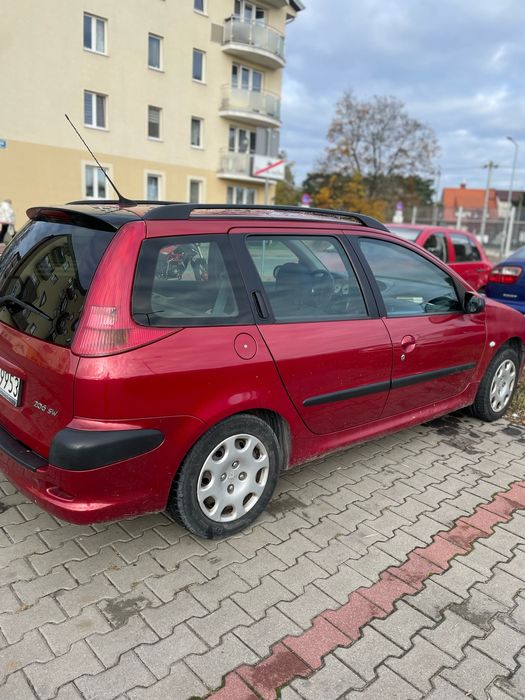 Peugot 206 1,4 MAŁY PRZEBIEG!!!