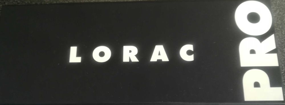Paleta de sombras LORAC PRO
