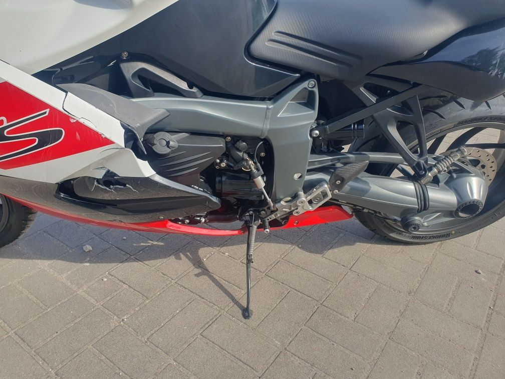 Bmw k1300s , 2014 rok , swiezy import , kosmetyczne uszkodzenia