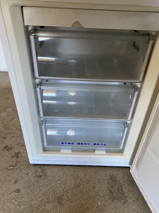 Frigorífico Combinado Branco Whirlpool