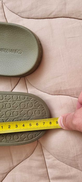 Шльопанці шльопки слайдери Calvin Klein Delta Green 40-41р