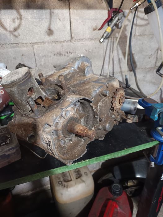 Motor casal 125 moderno