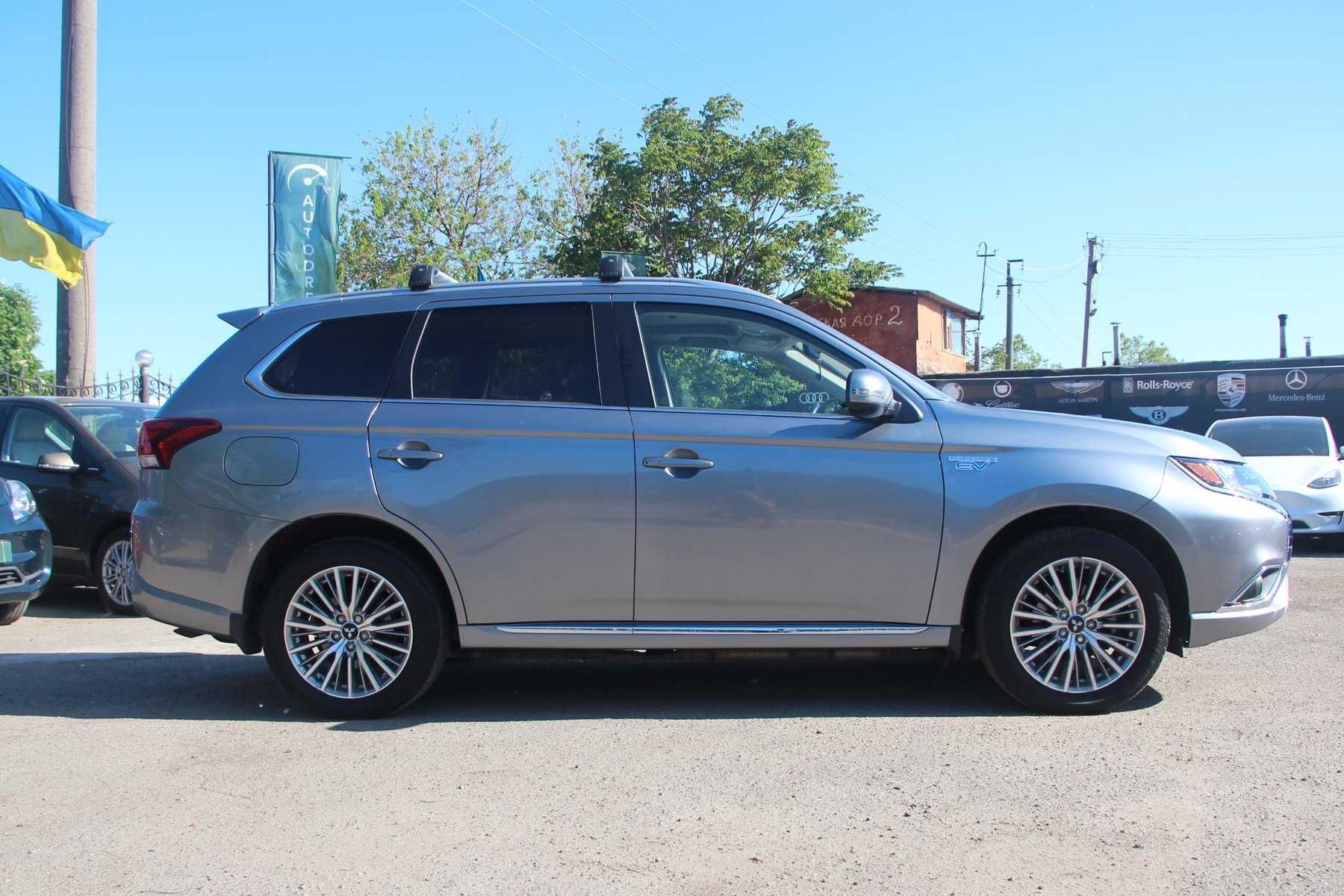 Mitsubishi Outlander PHEV SEL S-AWC 2019