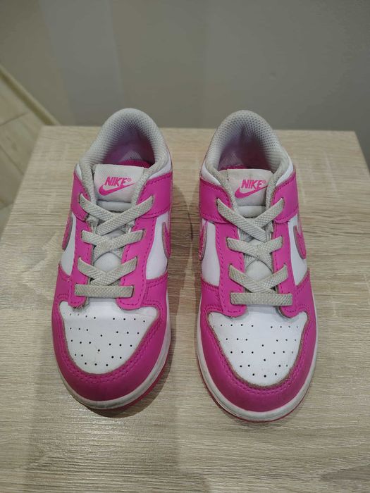 Buty Nike dla dziewczynki