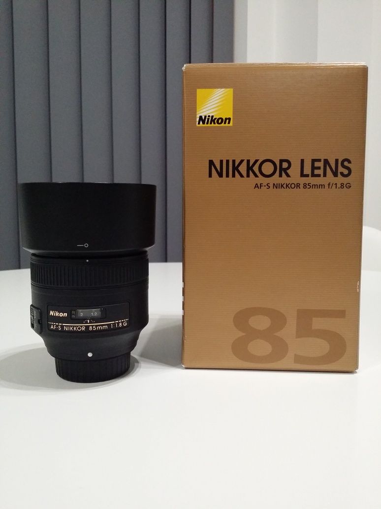 Nikon AF-S 85mm F1.8G, igual a nova.