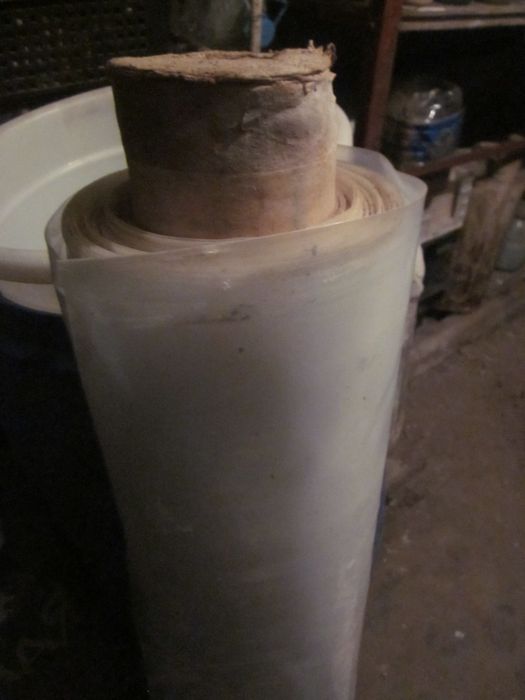 Целофан, ширина 140 см.