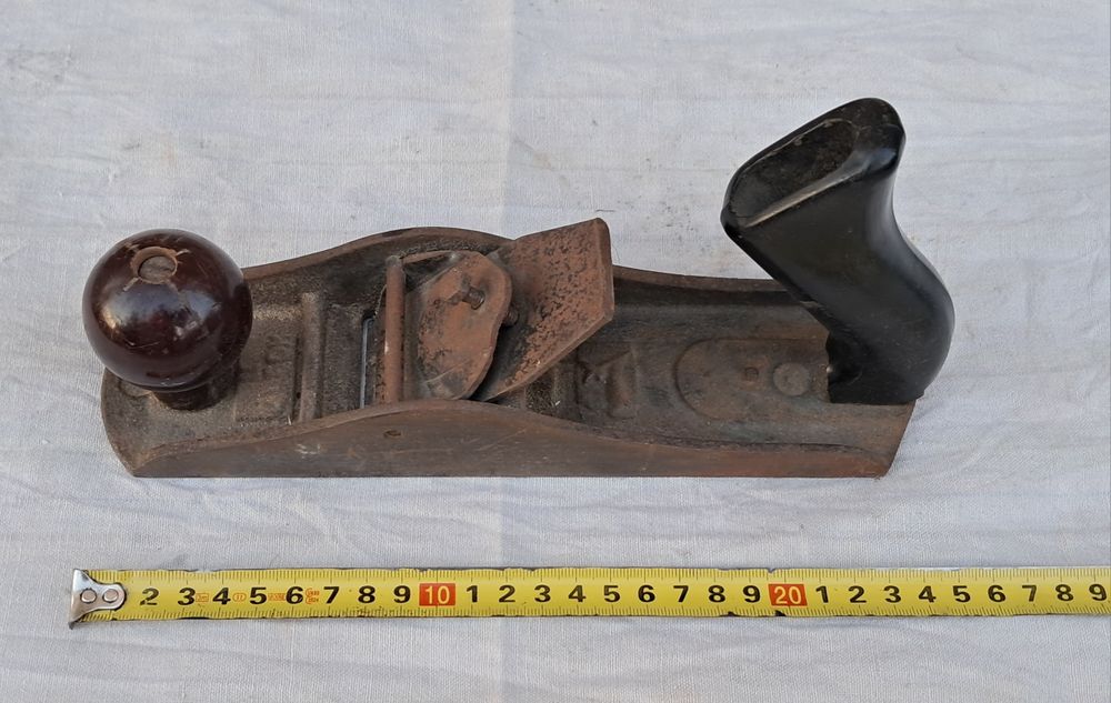 Рубанок ручной металлический