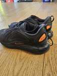 Buty Nike Air Max 720 Black Crimson r44