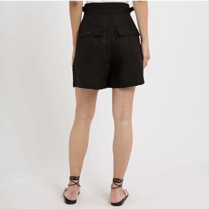 Шорти COS високі льон