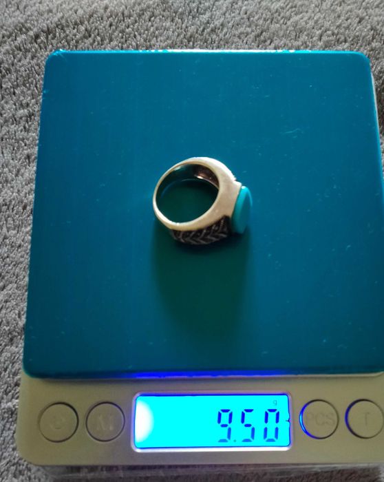 Серебряное кольцо