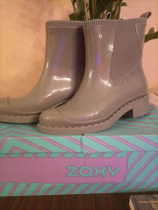 Galochas marca Zaxy